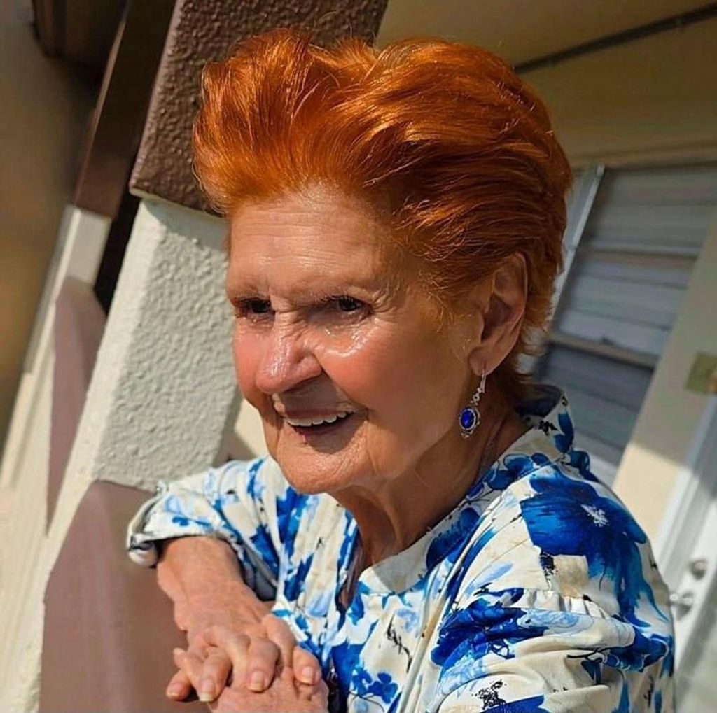 Carmen Aurea Recio Profile Photo
