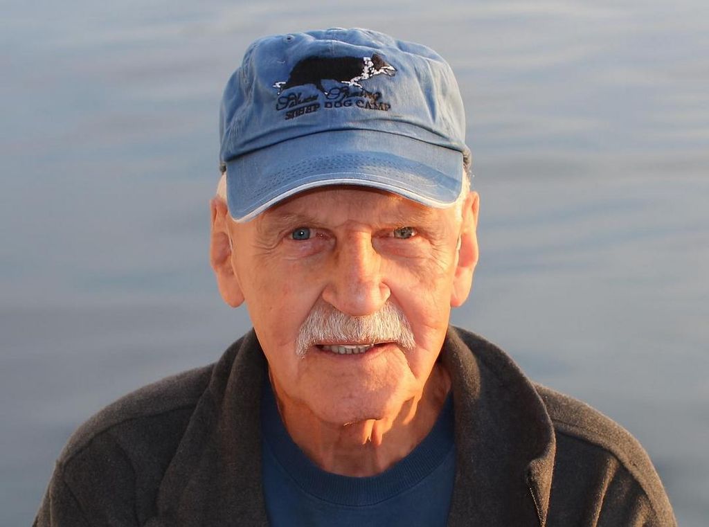 Robert Lewis Christensen Profile Photo