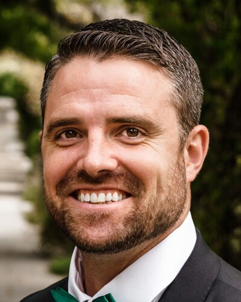 Dustin Heye Mennenga Profile Photo