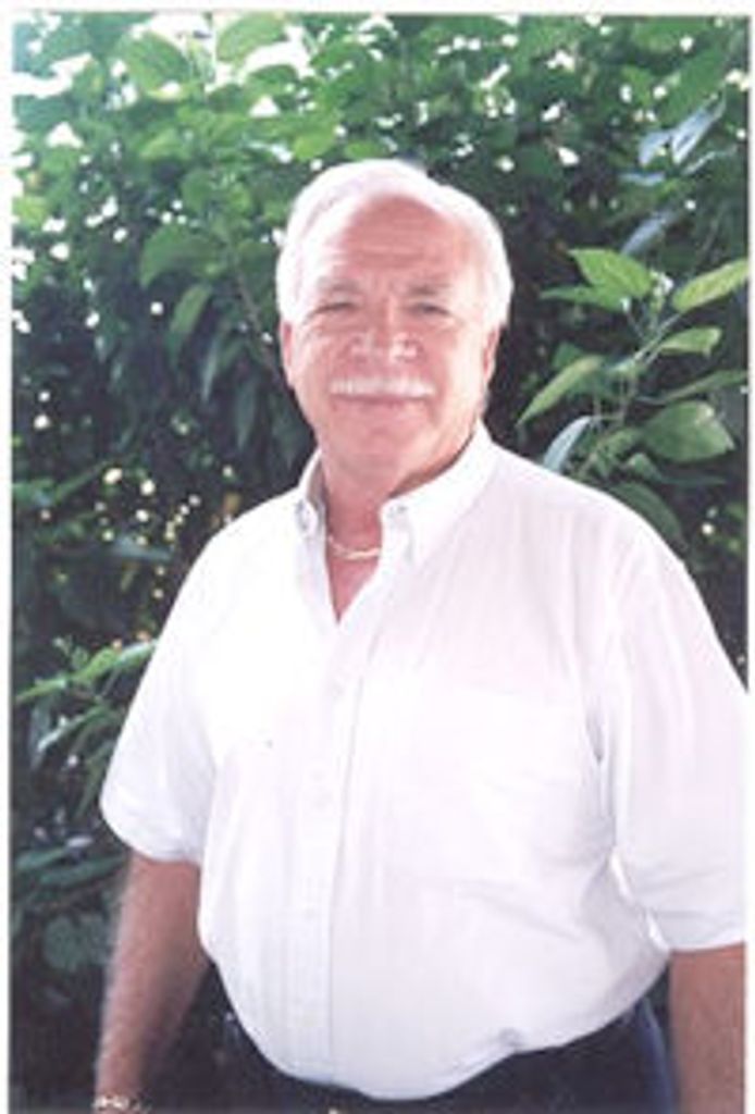 Robert (Bob) Trautman
