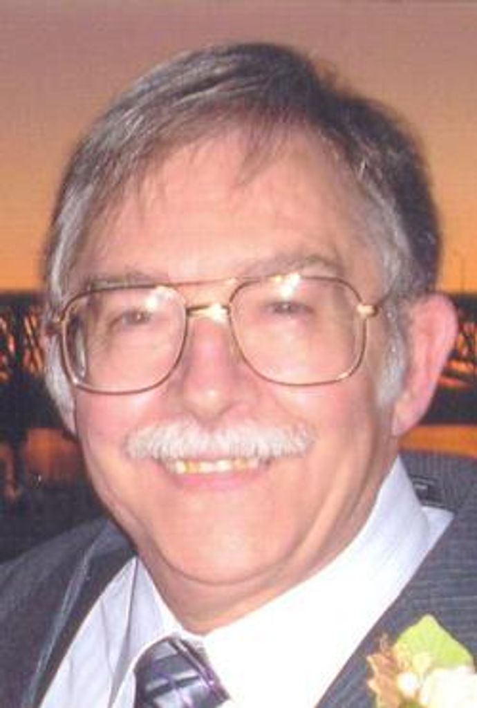 Robert E. Emmens, Sr.
