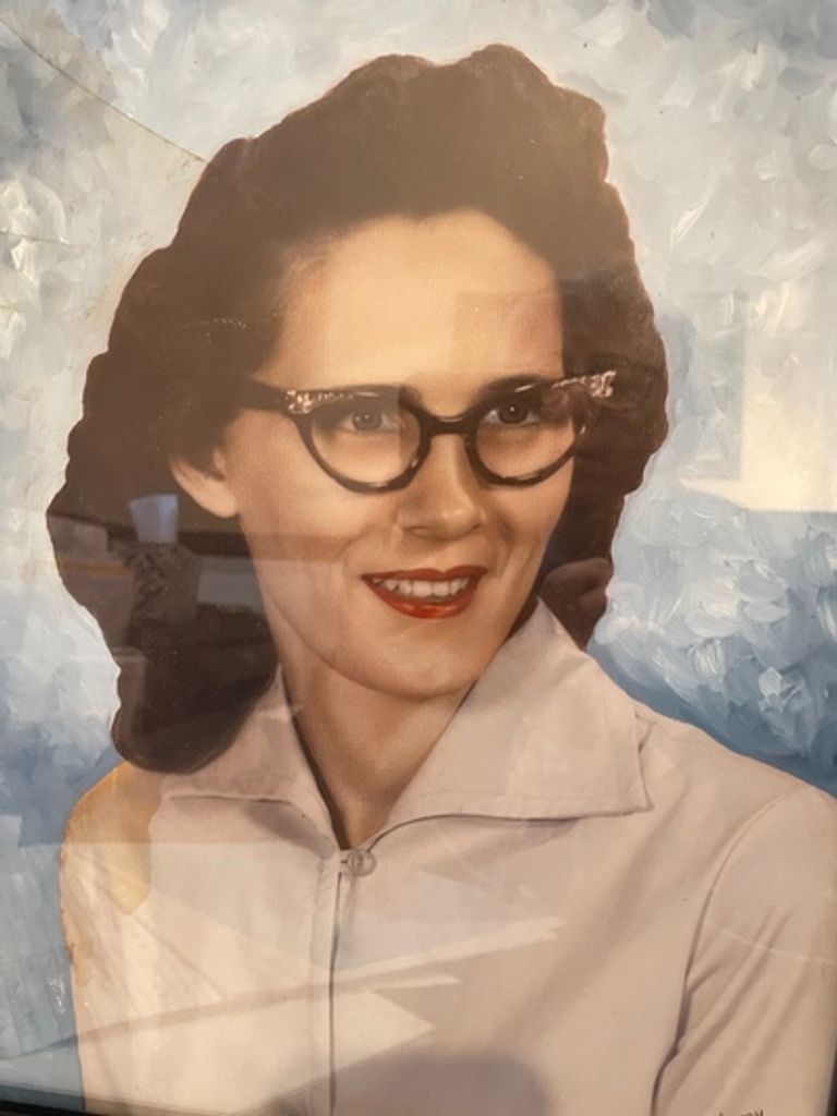 Esther Jones Profile Photo