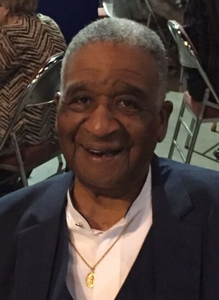 Oliver Robinson Profile Photo