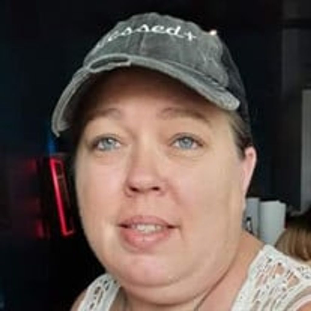 Tara Elizabeth Henry Profile Photo