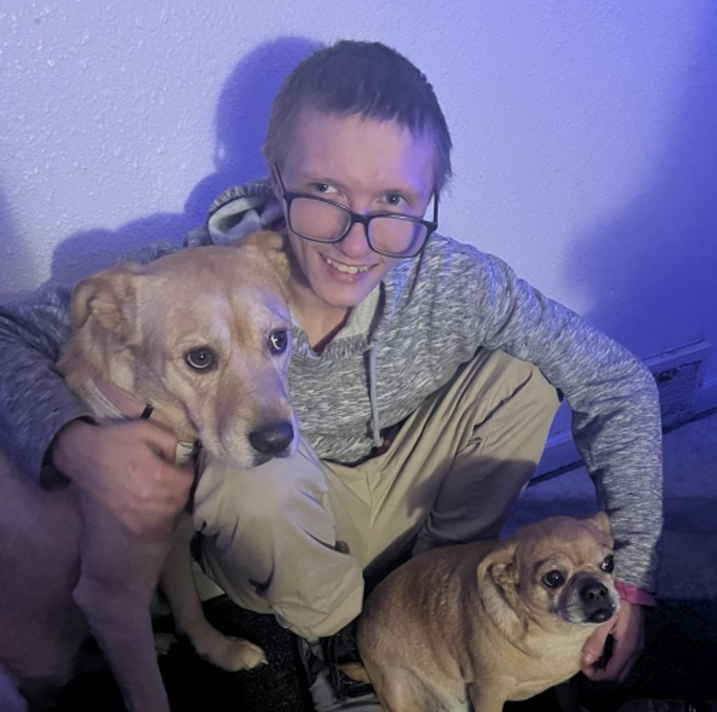 Ian Lee Mills Profile Photo