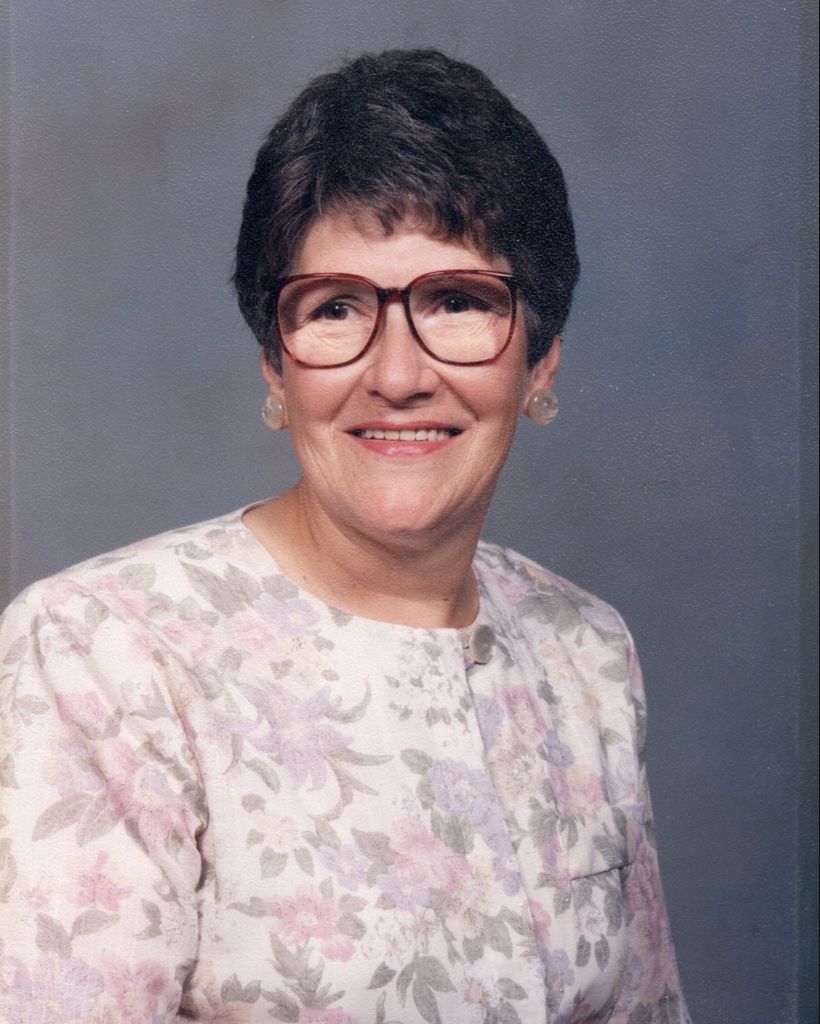 Cloura Lee Goodrow
