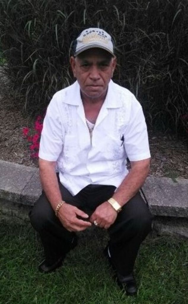 Bienvenido Castro Profile Photo