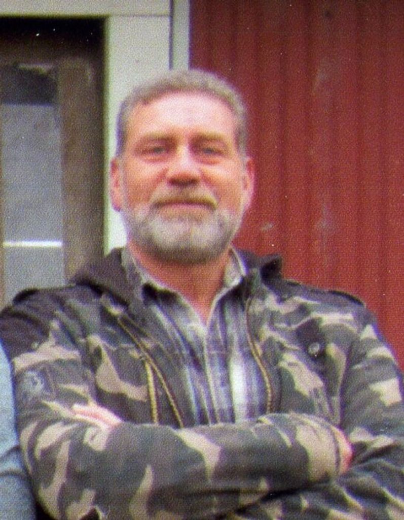 Mark Alan Schuett Profile Photo