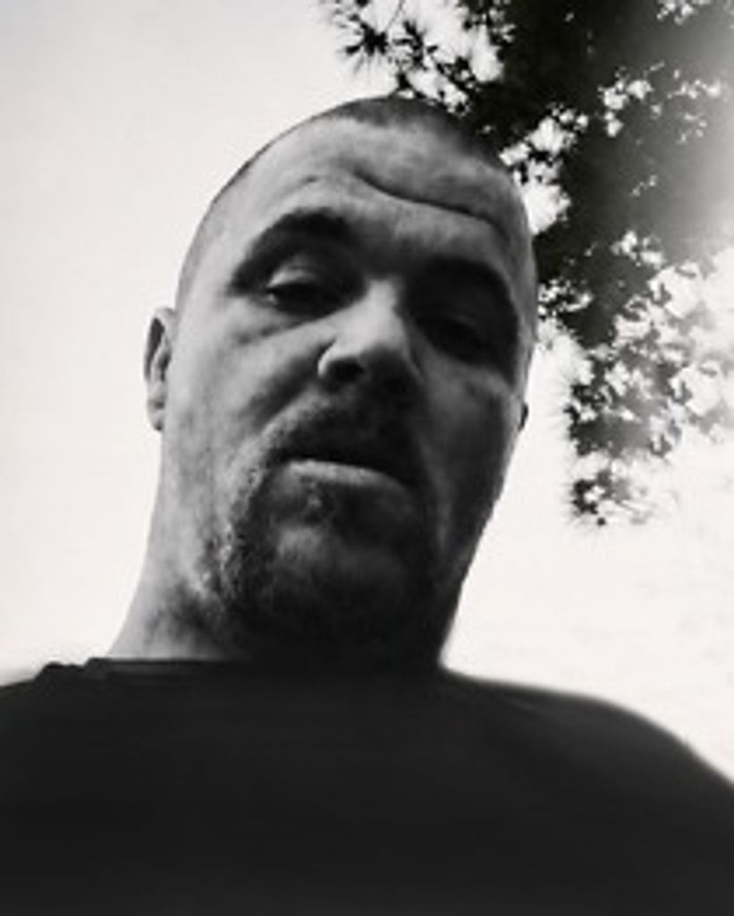 John Gordon Willis Profile Photo