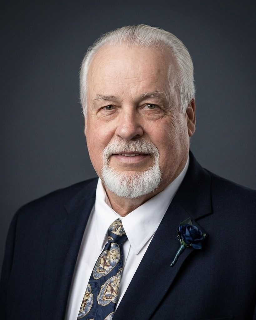 Paul Tyler Warren Profile Photo