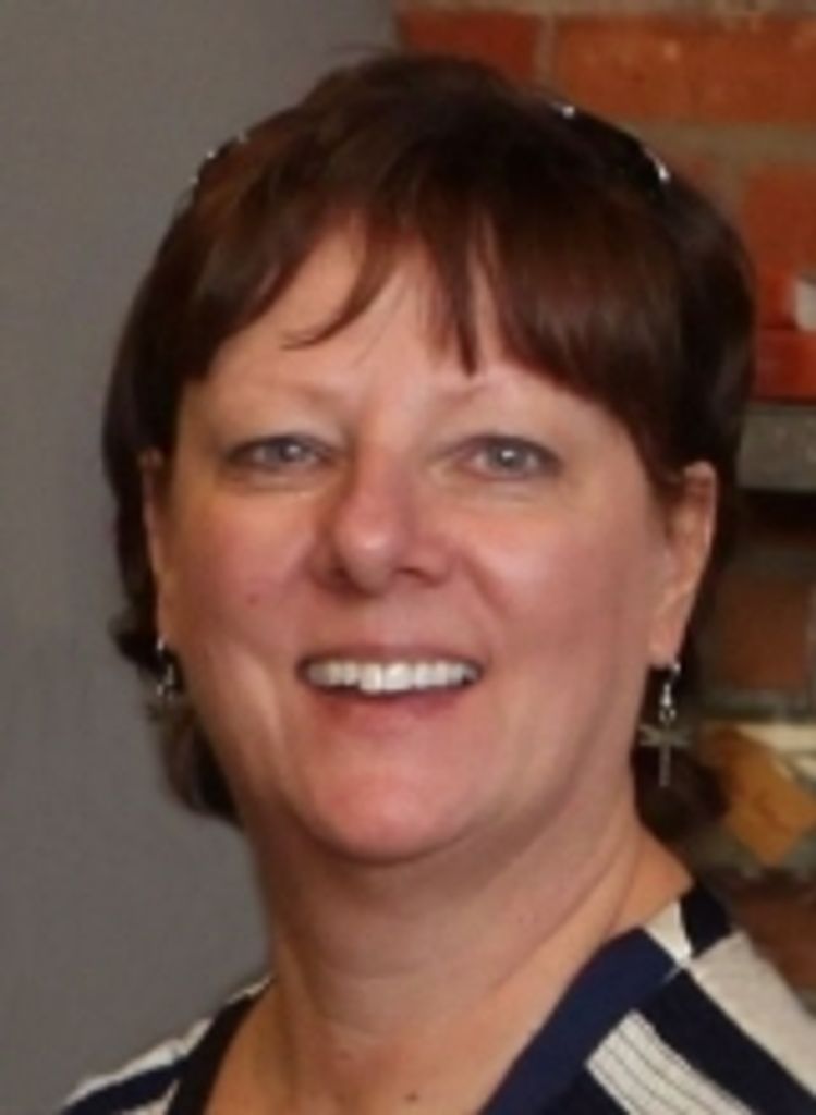 Lisa (Costello) Zales