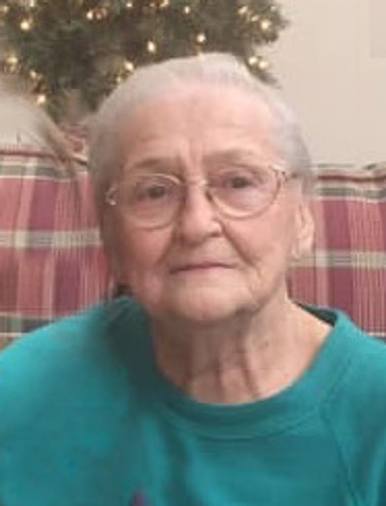 Evelyn Lou Davis