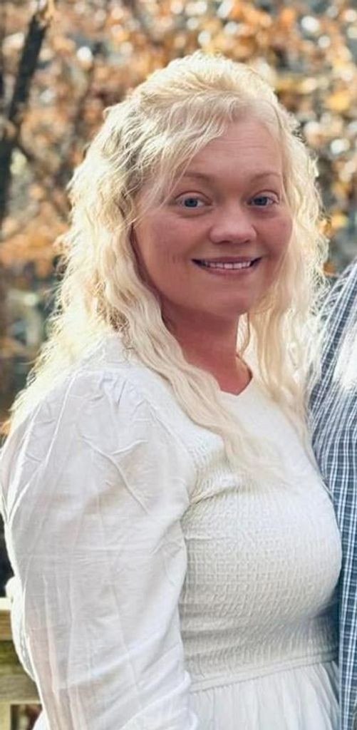 Amber Moore Ammons Profile Photo