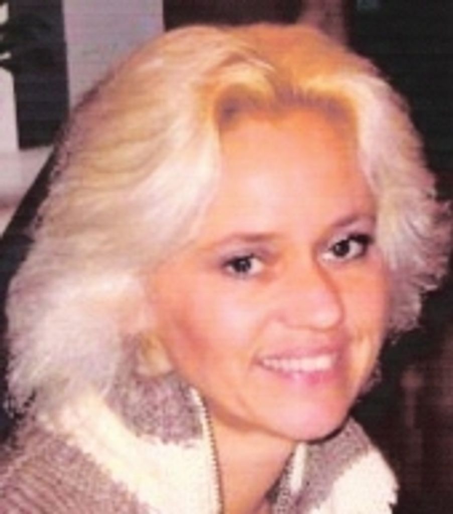 Robin Lynette (Nee Wilson) Hoop