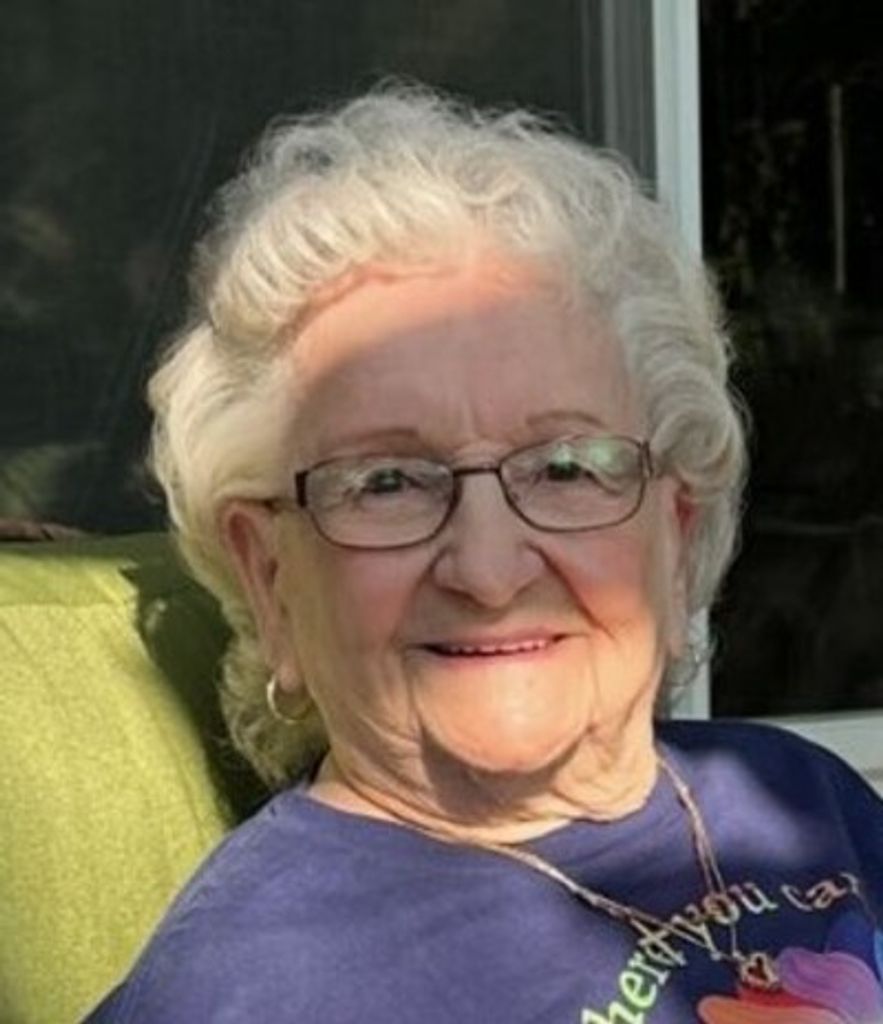 Elizabeth Nelson Profile Photo