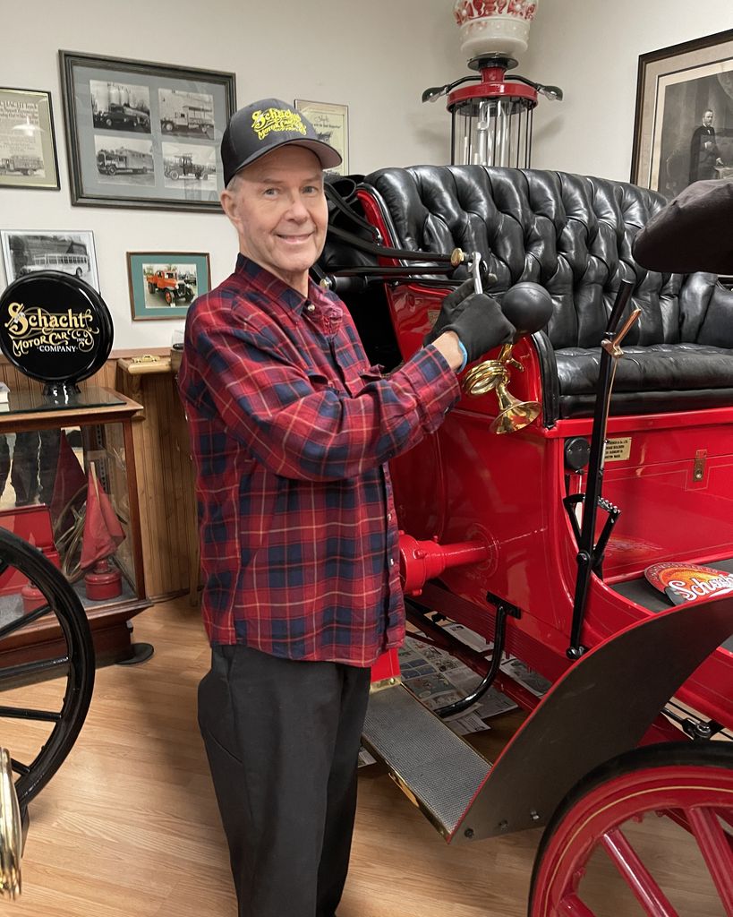 Donald Ward Schacht Profile Photo