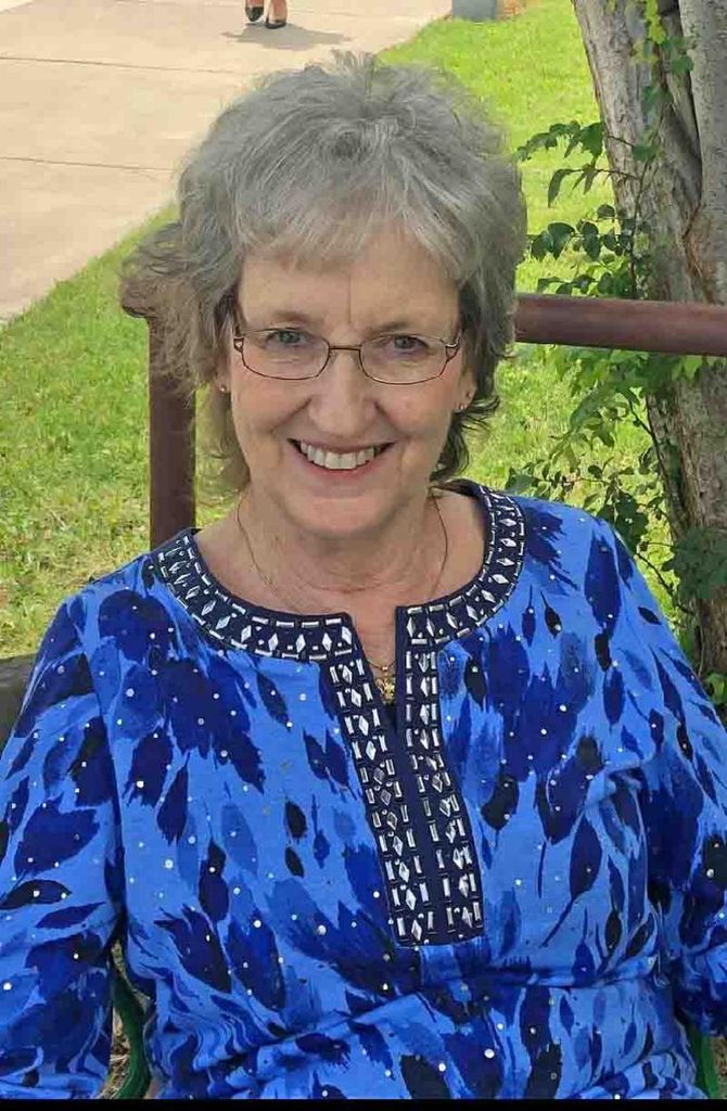 Mary Leona "Lee" Henke Honish