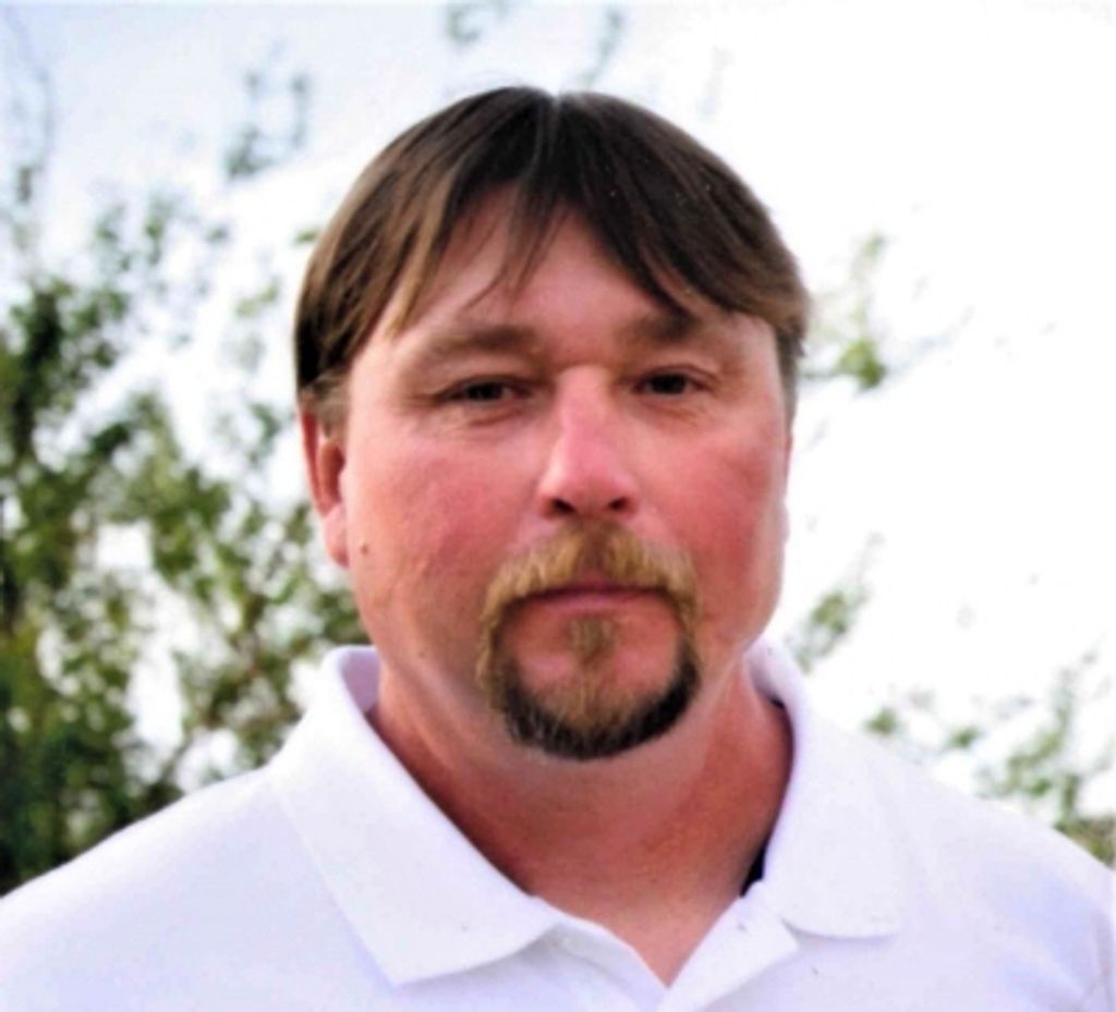 Michael Eugene Willis