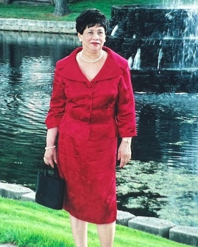 Ena Louise Robinson Profile Photo