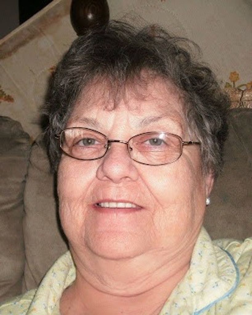 Phyllis Dale (Thompson) James Profile Photo