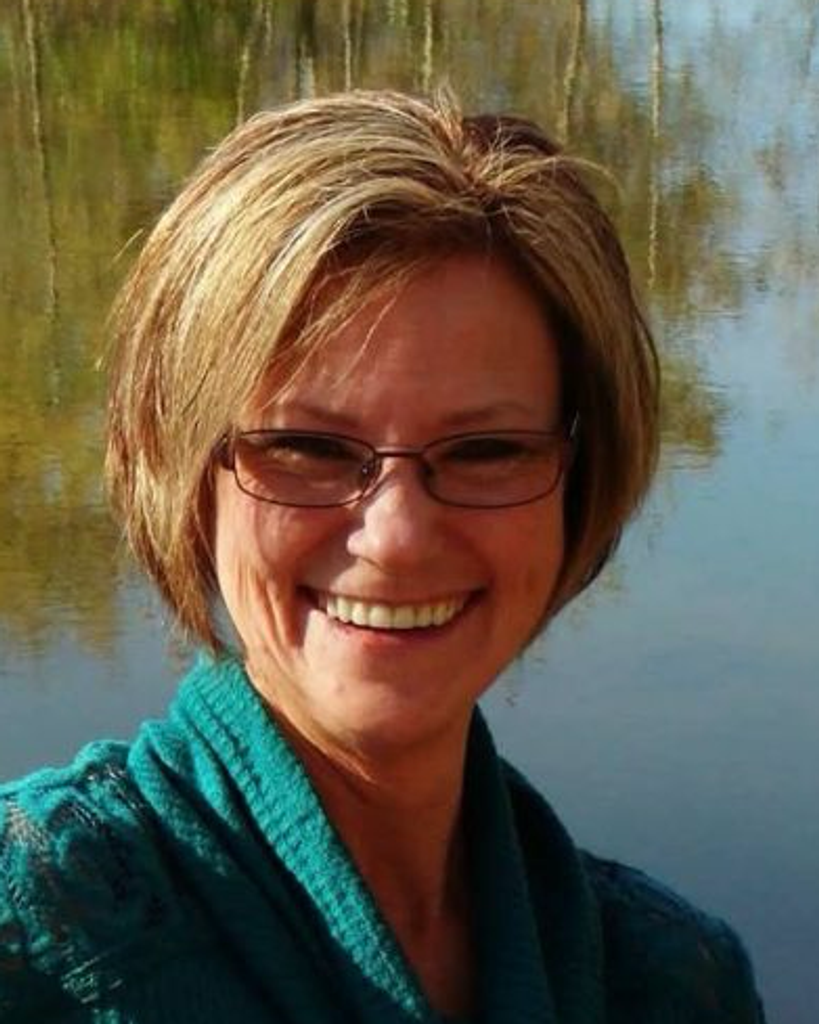 Robin Lansing Smalley