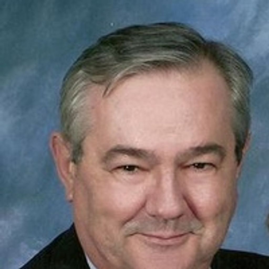 Lynn  David Houseknecht