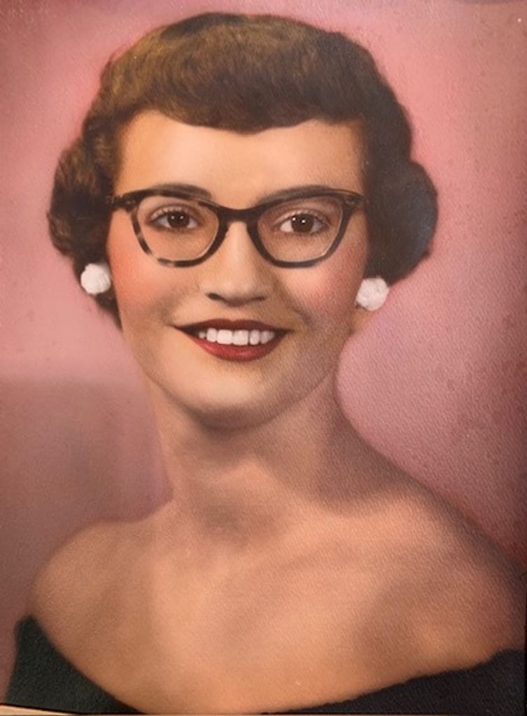 Betty Jo Nahodil Profile Photo