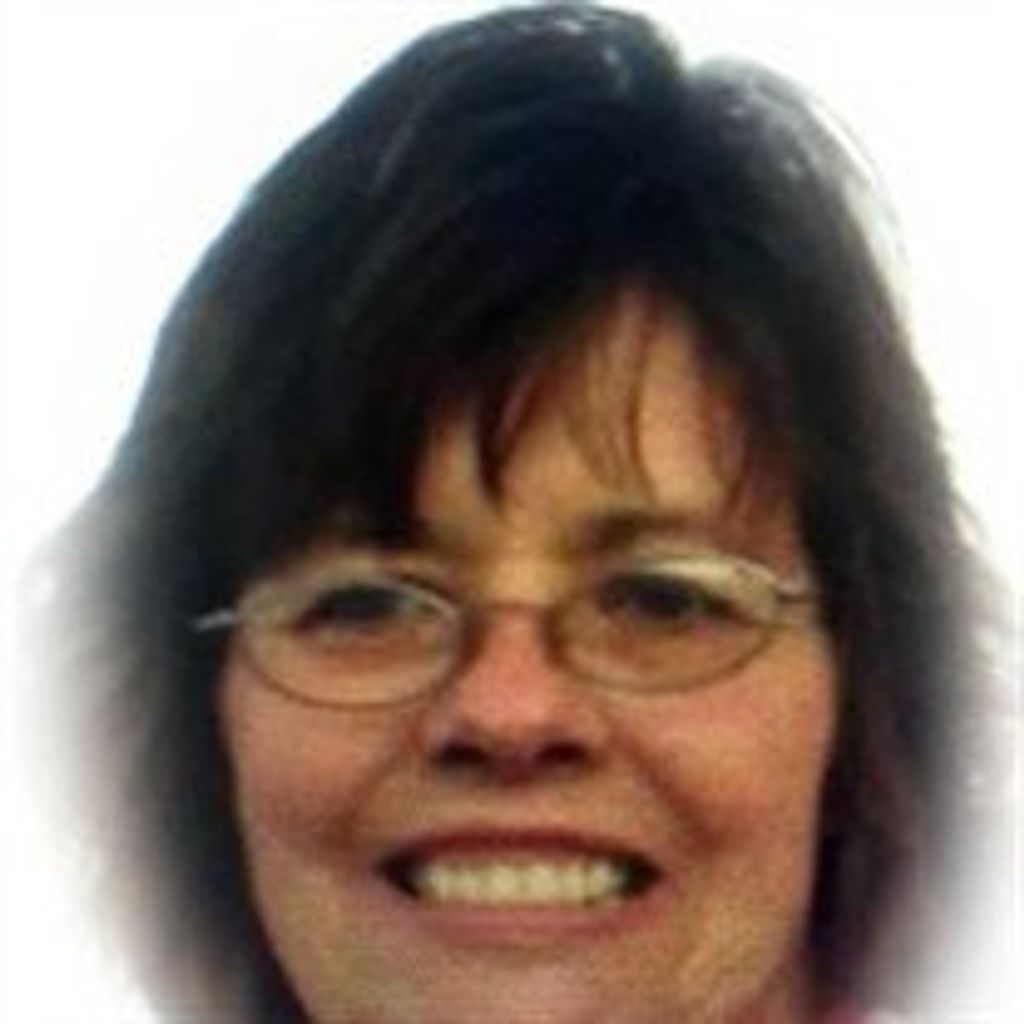 Victoria  Lynn Smith