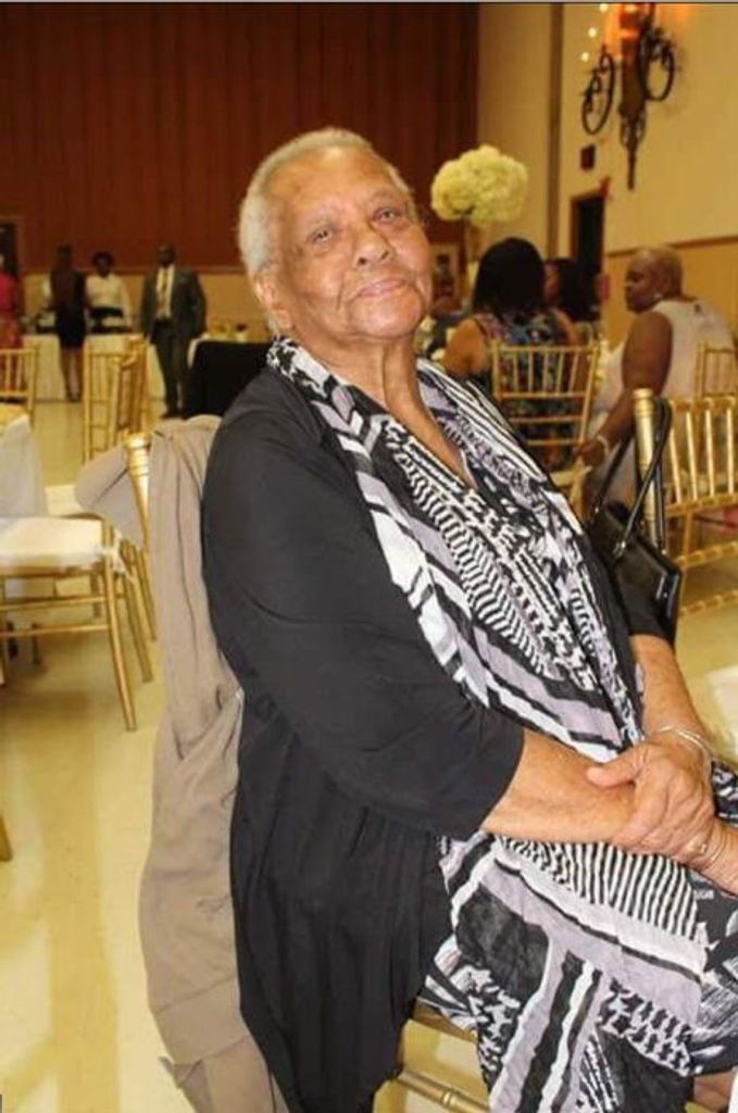 Violet Maud Walker Profile Photo