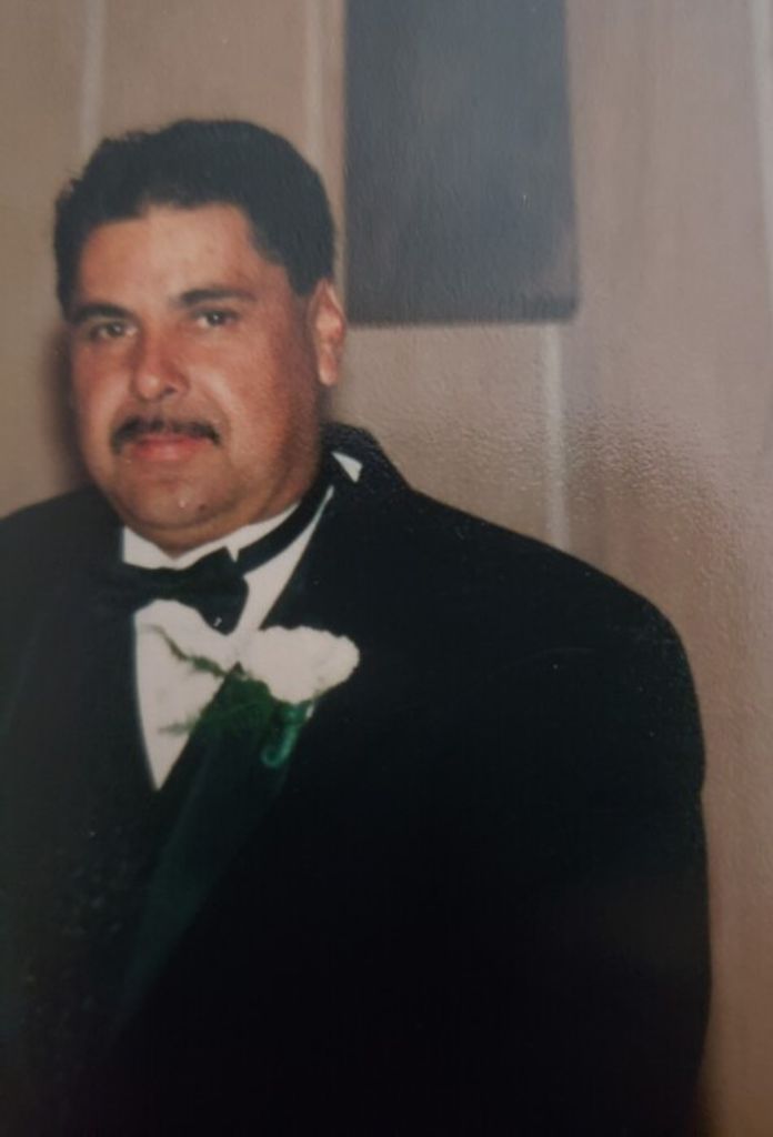 Manuel Martinez Profile Photo