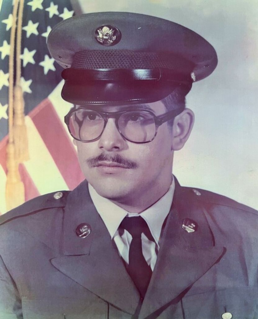 Robert Davila Cortez