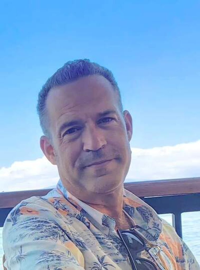 Darin Oliver Gosejohan Profile Photo