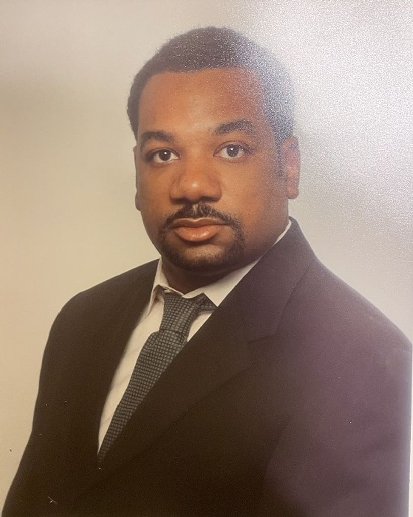 Mr. Cornelius Demond Griffin