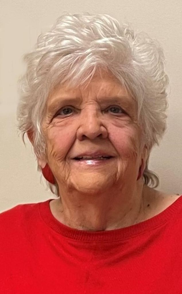 Carolyn Garrett Profile Photo