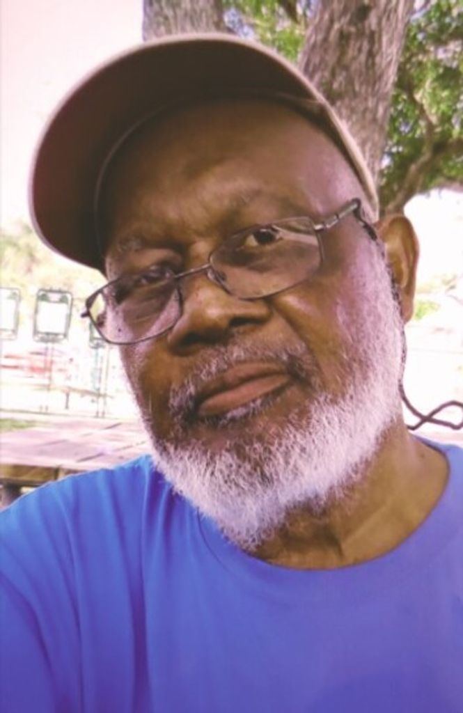 Charles Williams Profile Photo