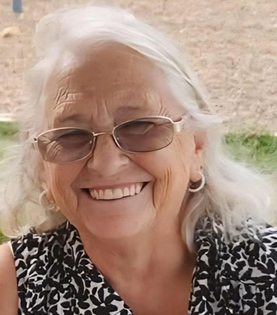 Vicky Louise Hartwig Profile Photo