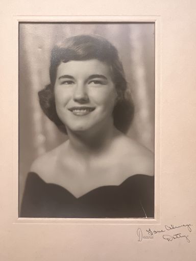 Dorothy Ellen Strudel Newman photo gallery thumbnail 2 of 17