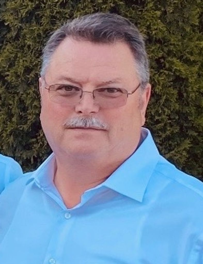 Everardo V Martinez Profile Photo