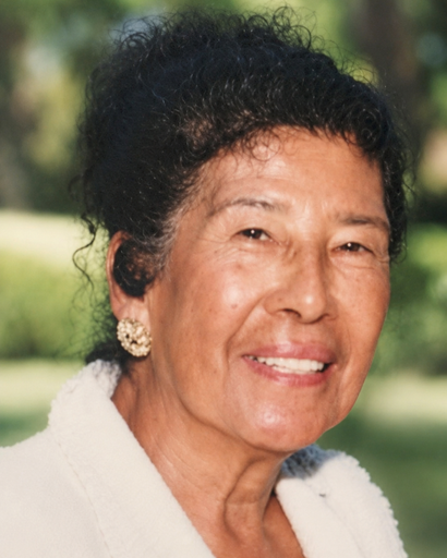 Maria Teresa Islas-Gonzalez's obituary image