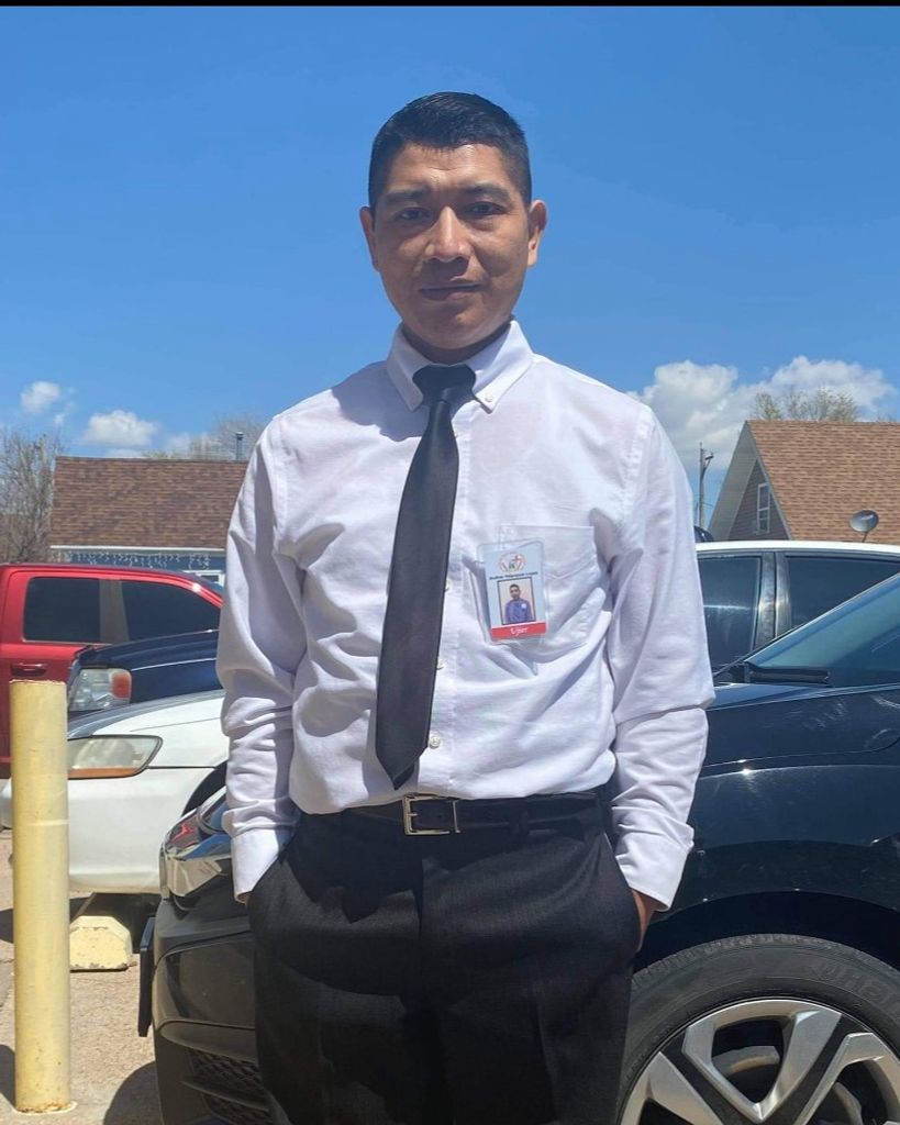 Andres Velasquez Lopez