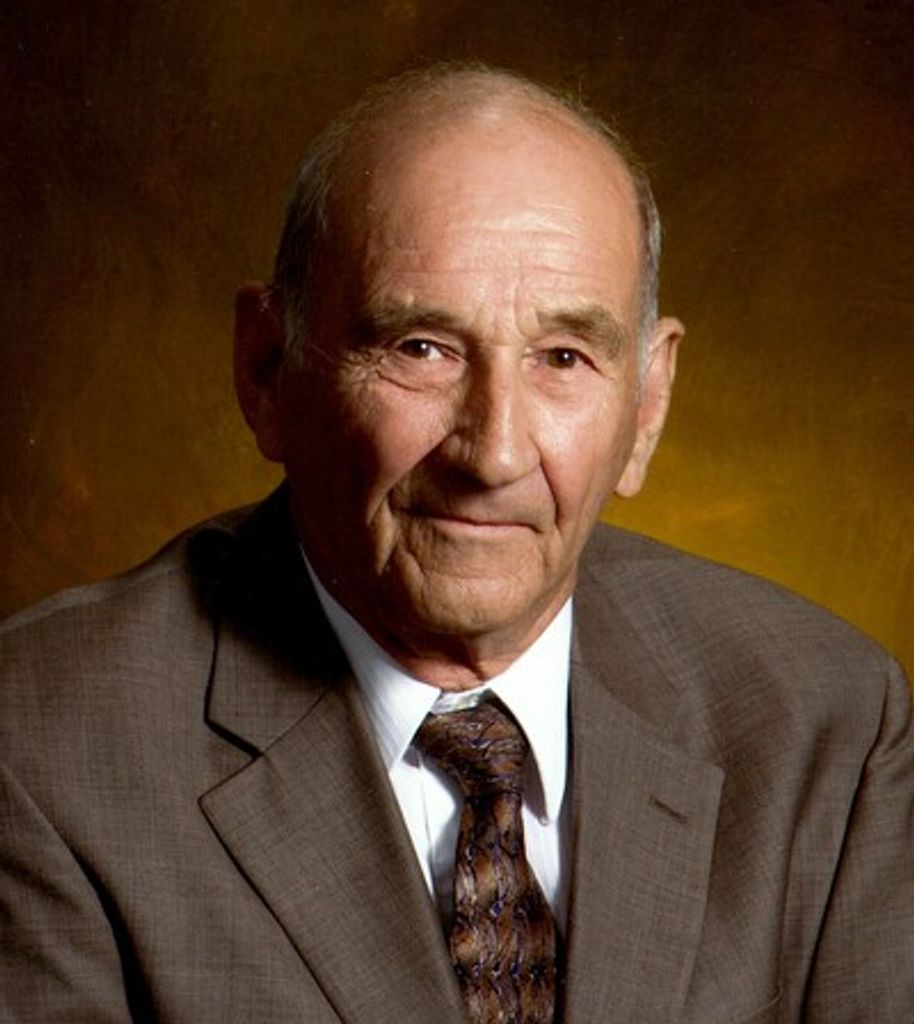 Dale Carlton Ewigleben