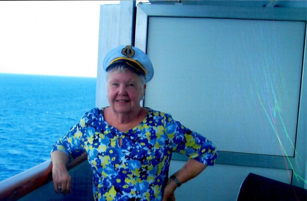 Gail Lynn (Goodison)  Hall