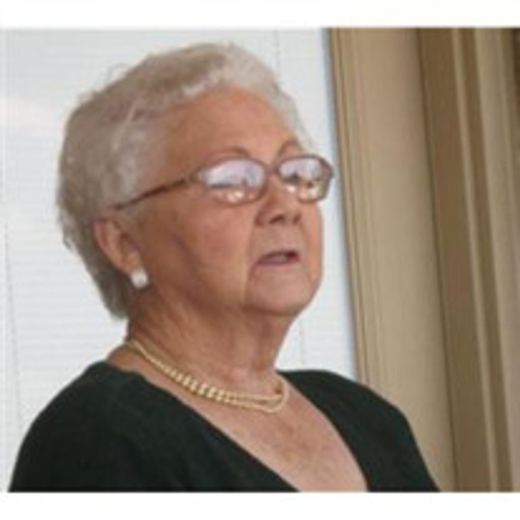 Evelyn Pelt