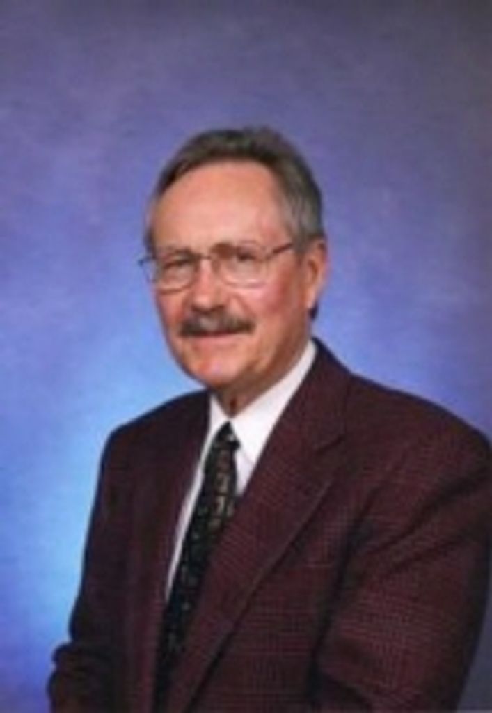 Robert B Bavender