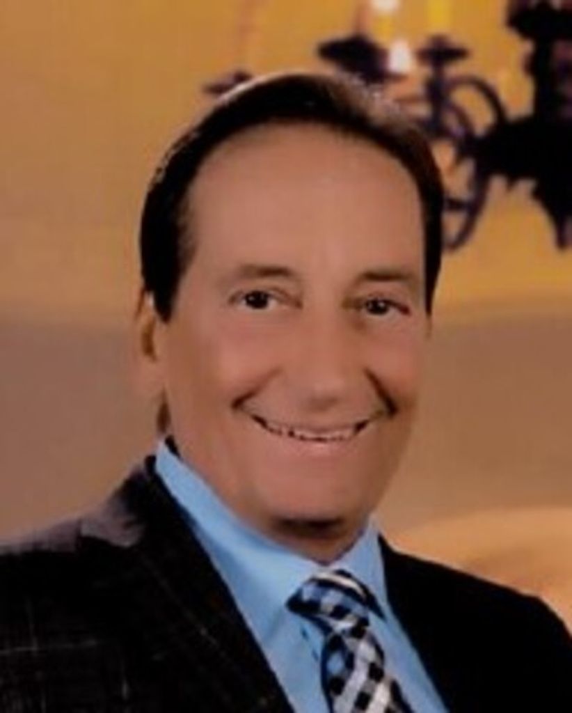 Christopher Hoffman Profile Photo