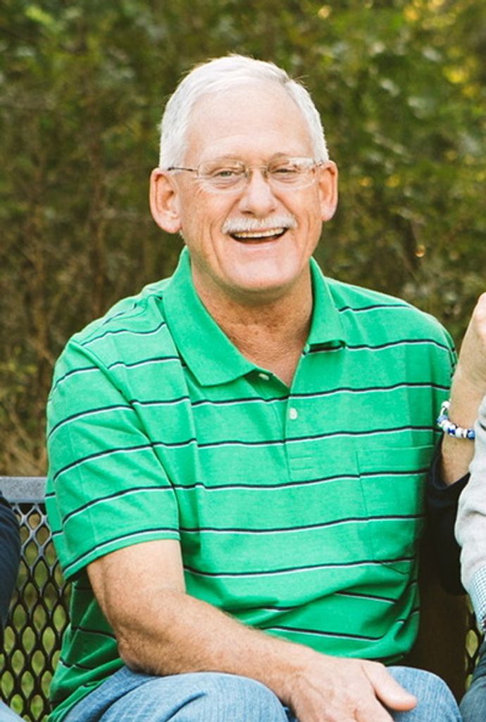 Brett Martin Profile Photo