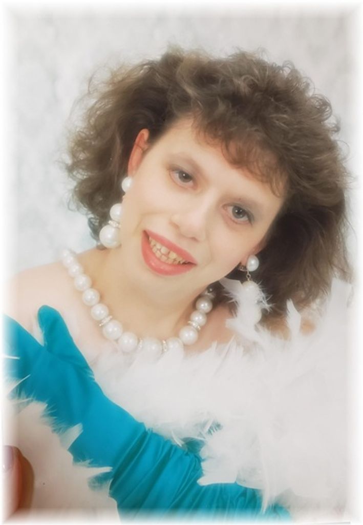 Vicky Lynette Ruby Woodford Profile Photo