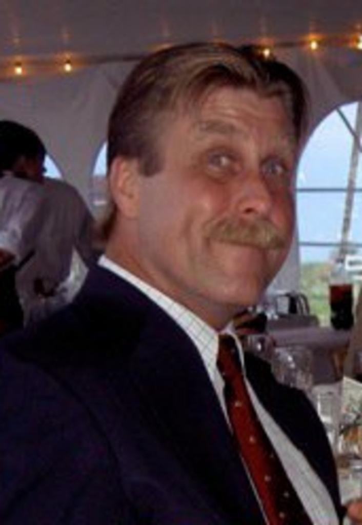Larry Fischer Profile Photo