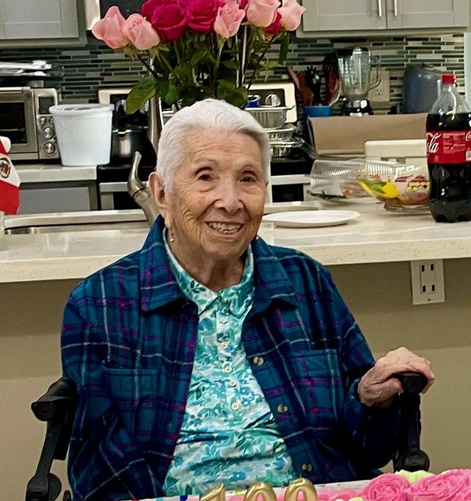 Celia Ana Valdivia Profile Photo