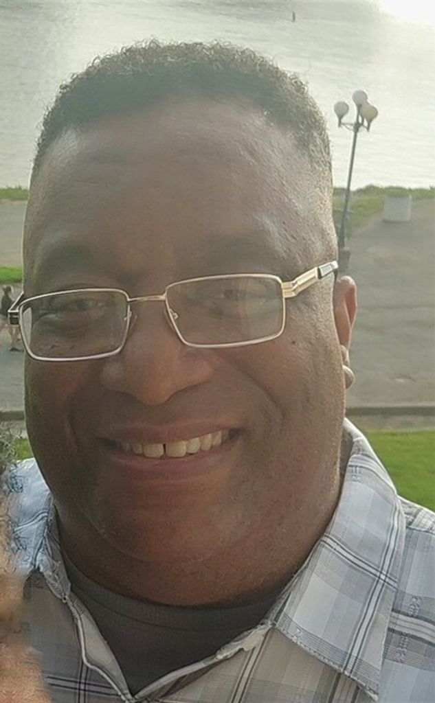 Lawrence Nelson Bowles, Jr. Profile Photo